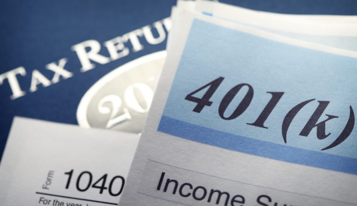 Litigation, fees and structures: Why 401(k) plans won’t jump into alts, yet