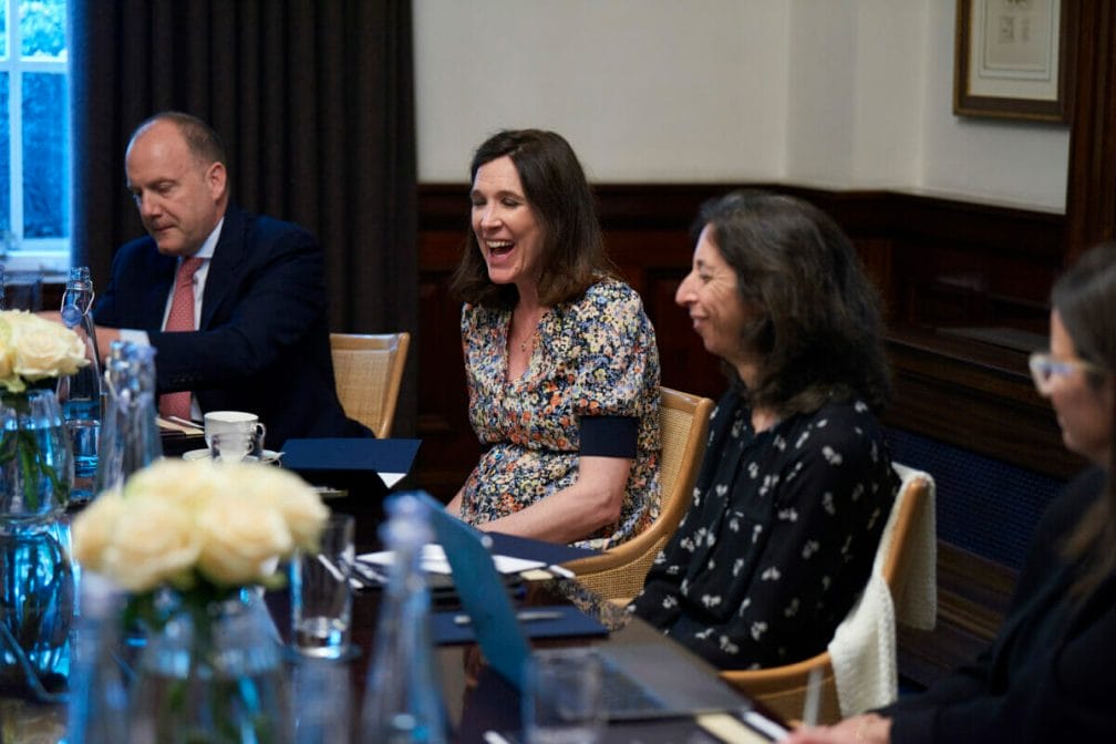 Top1000funds-Roundtable-London23-Meeting-100