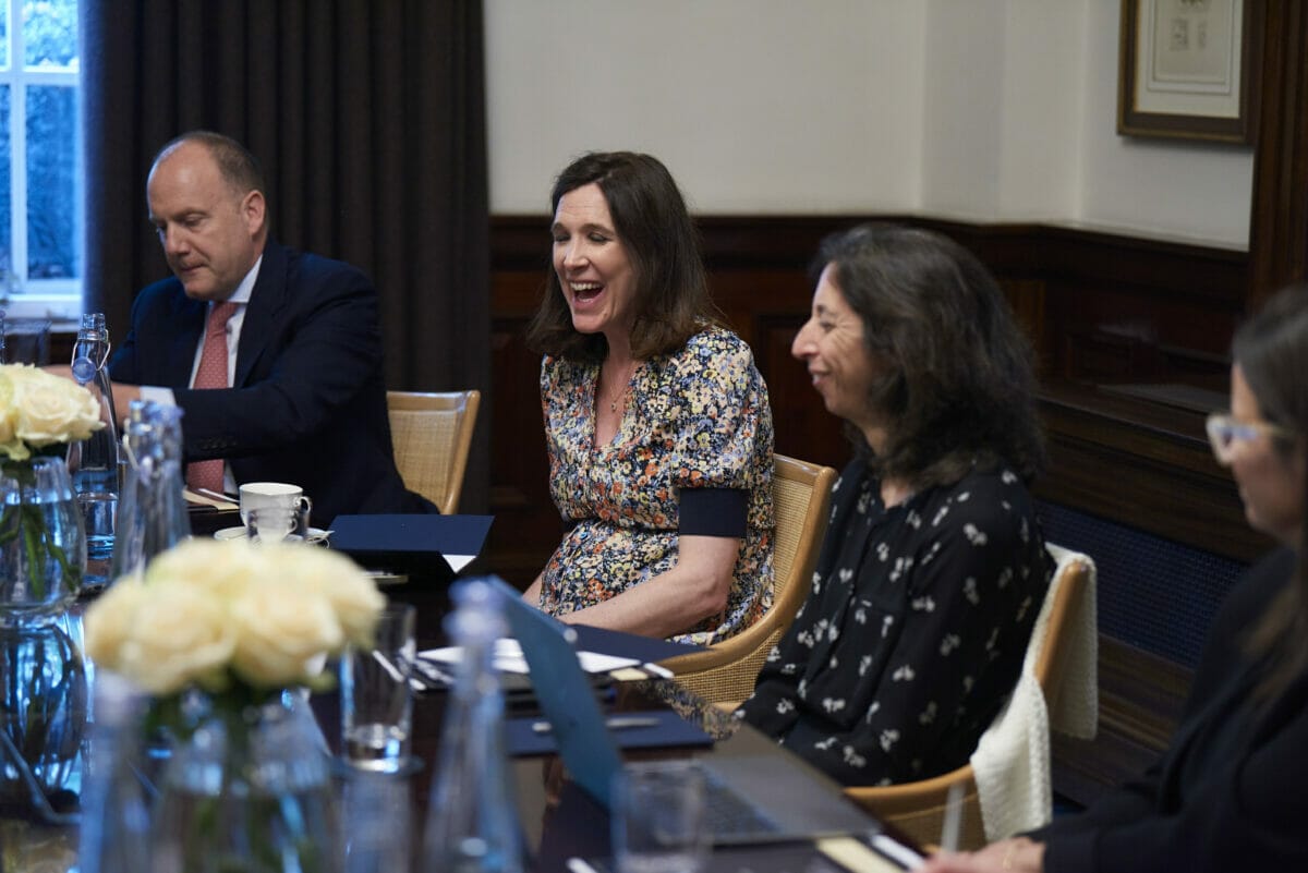 Top1000funds-Roundtable-London23-Meeting-100